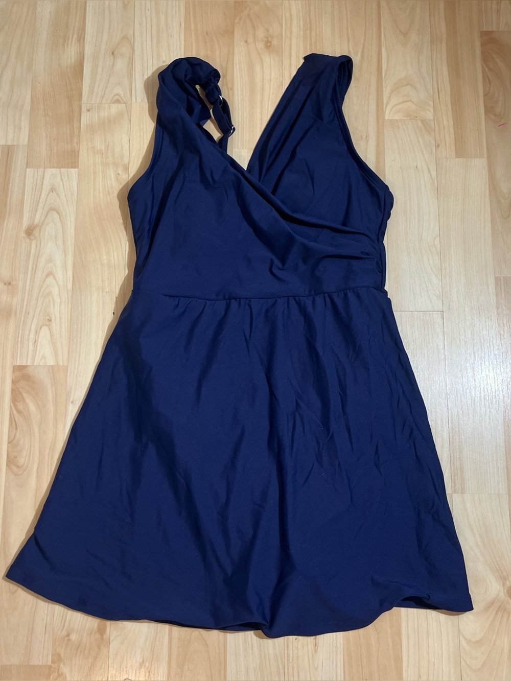 Lands' End Women's Tummy Control Surplice Wrap Swim Dress One Piece Swimsuit 4P